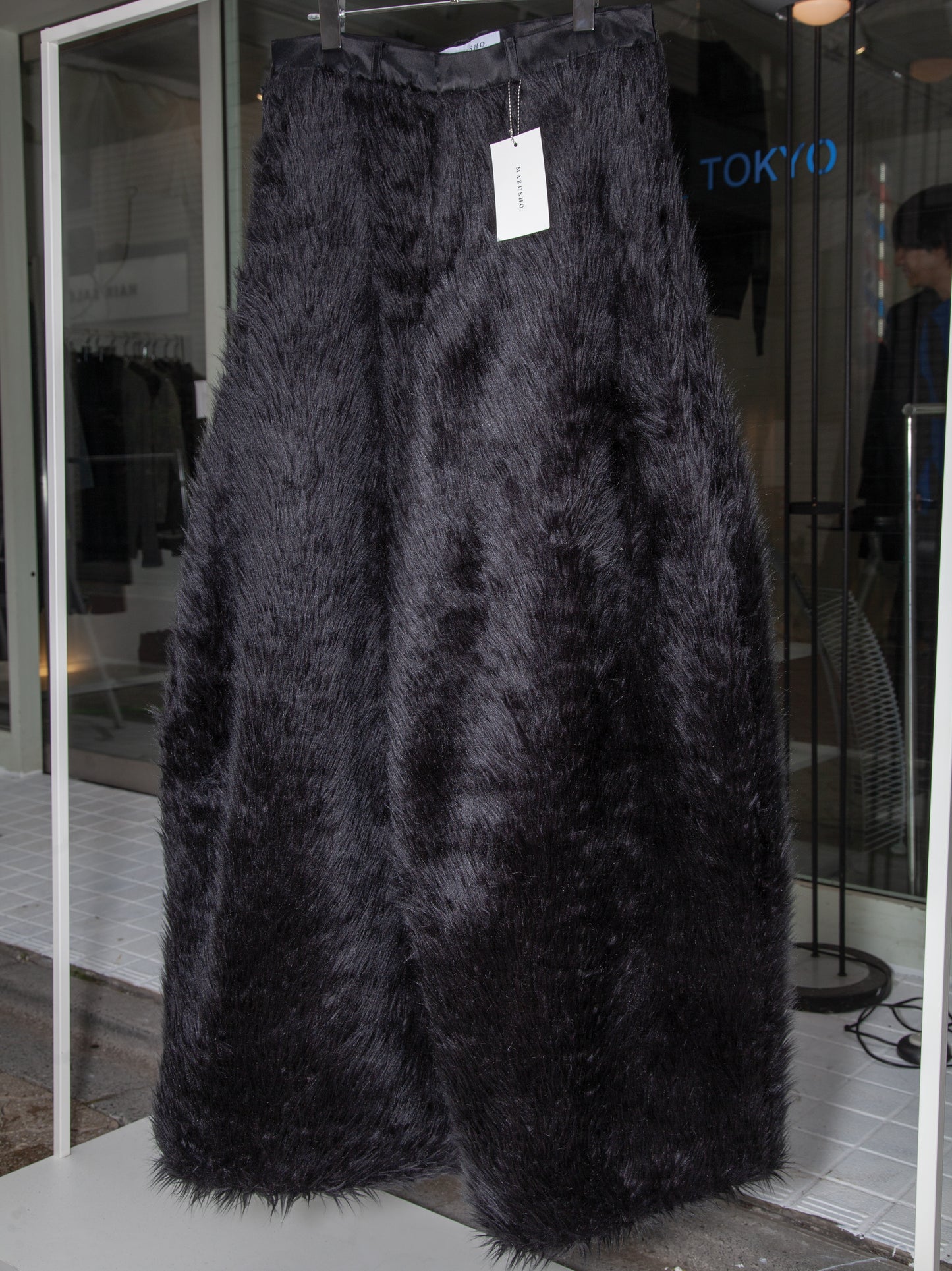 Marusho AW25 Statement Synthetic Fur Pants
