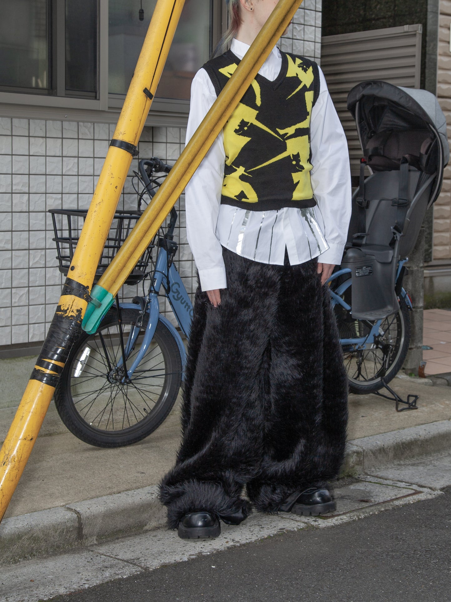 Marusho AW25 Statement Synthetic Fur Pants